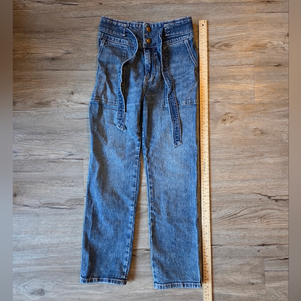 Abercromie & Fitch Ultra High Rise Straight 25 Belt Utility Style Jeans Denim